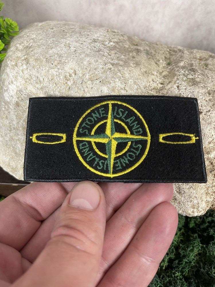 STONE ISLAND Badge +2 Buttons Black Logo Patch Compass