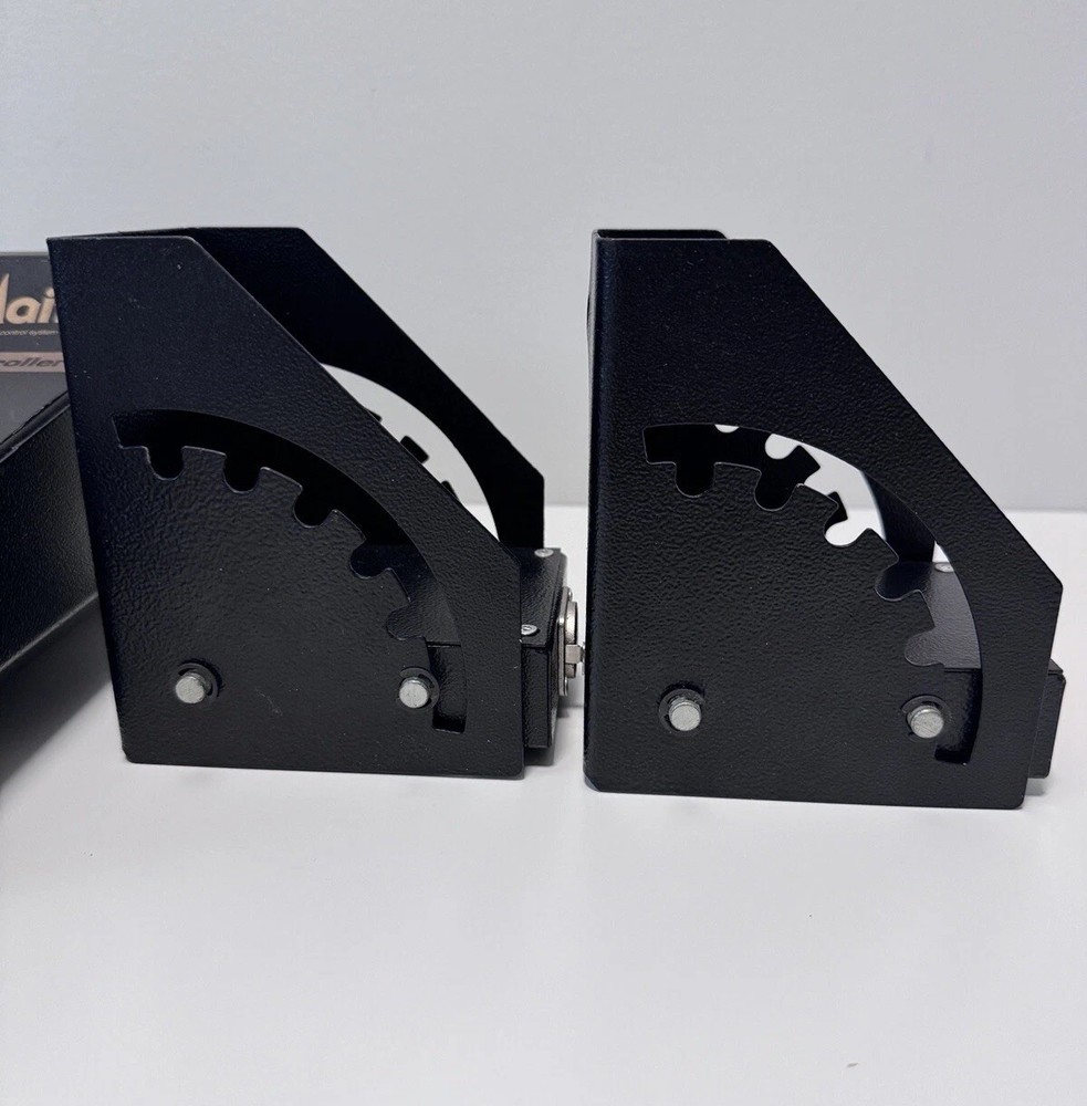 Le Maitre PyroFlash 2/4 Way Controller + Flash Pods Canada UNTESTED PARTS READ