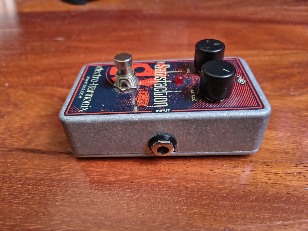 Electro-harmonix Satisfaction Fuzz Pedal
