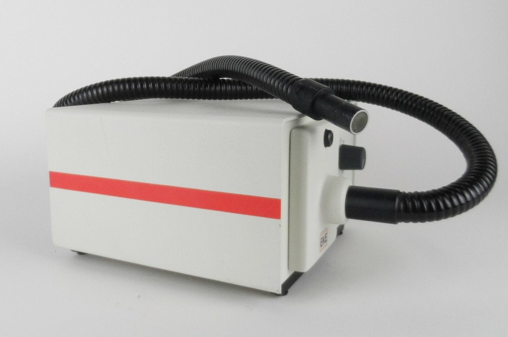 Kramer Scientific 8300 Fiber Optic Light Source with Light Guide