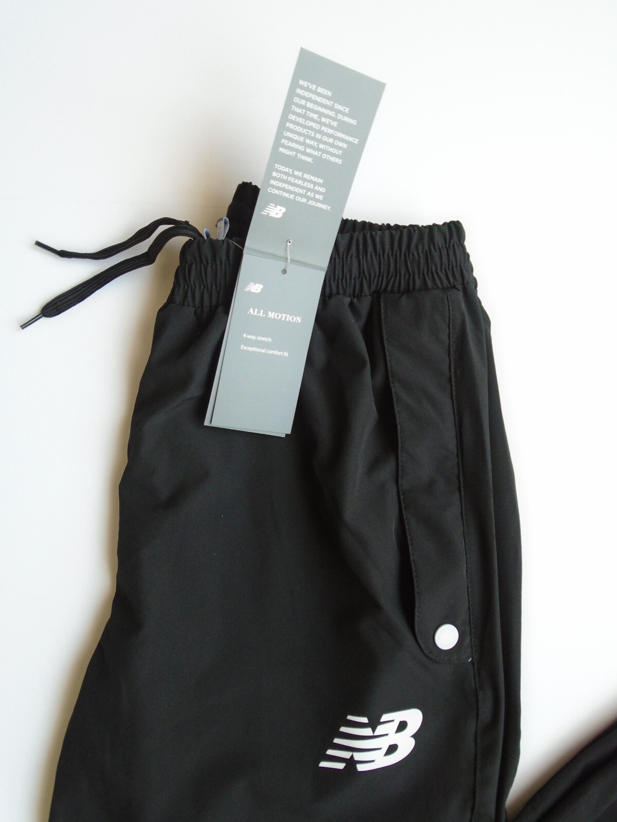 NEW BALANCE All Motion JOGGERS Mens Running Pants Flap Pkt. Black Size S, M