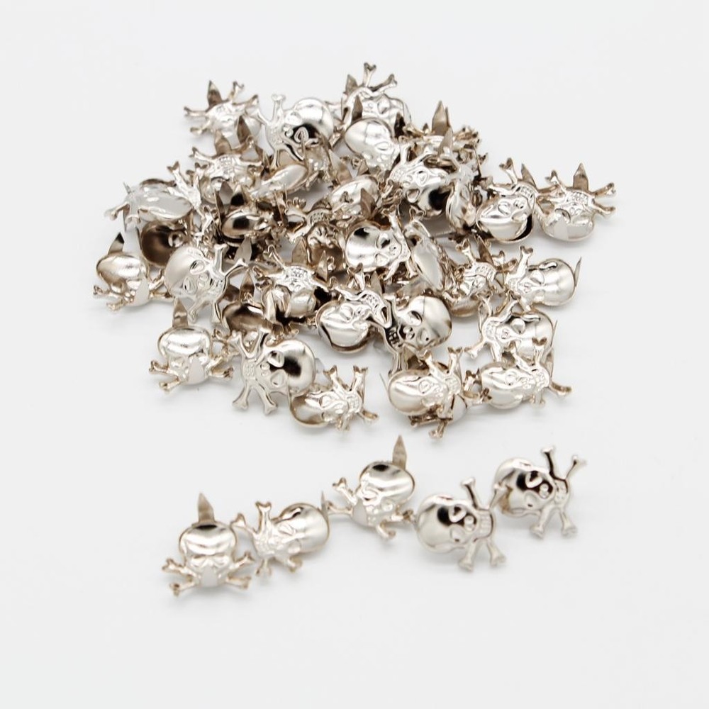 50Pcs Skull Studs Rock Rivet for