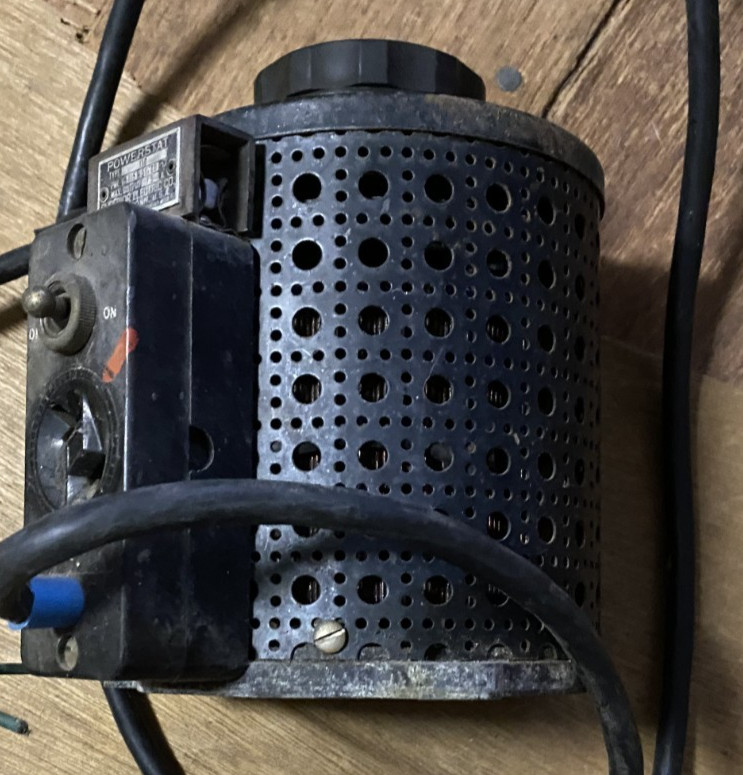 Superior PowerStat Variable Transformer 116/120V/ 7.5AMP M042