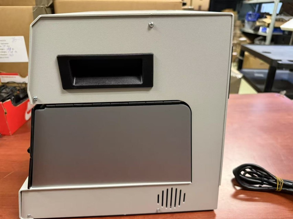 Foster + Freeman VSC 40/HD Forensic Counterfeit Document Examination Device