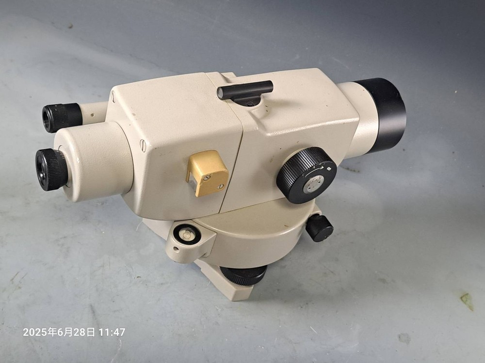 Sokkia B1C Auto level w. NEW MICROMETER