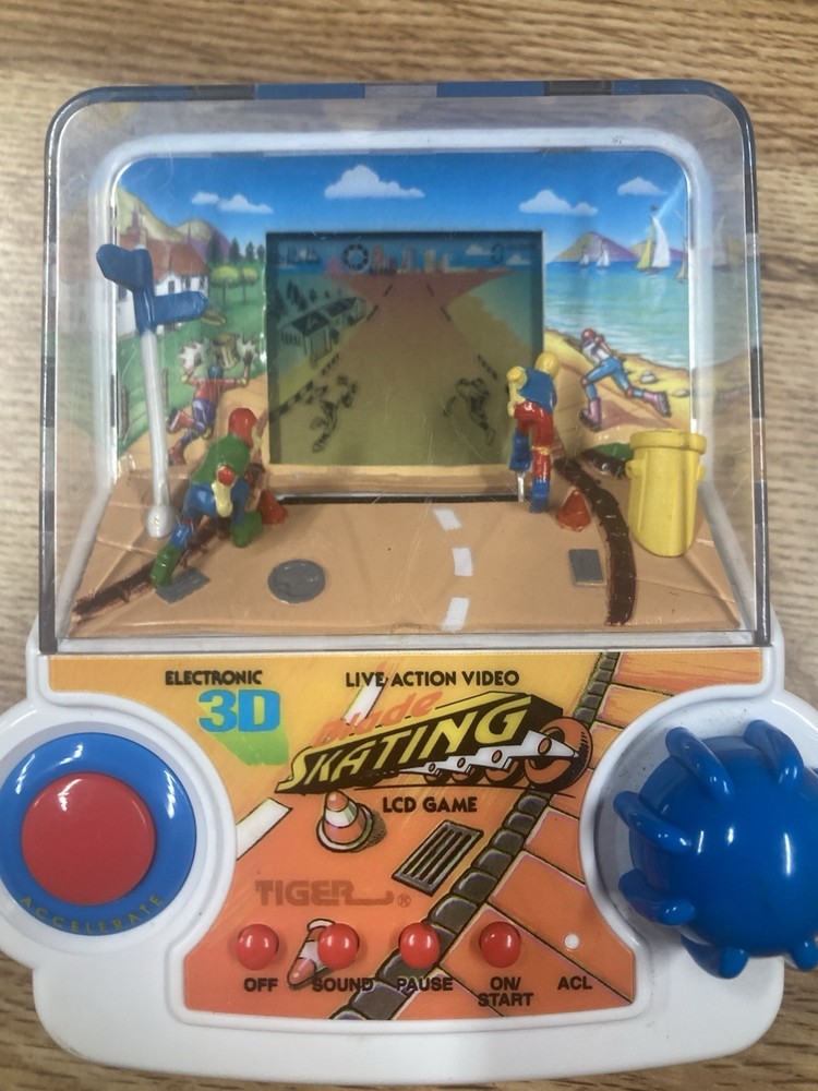 Tiger Electronics 3D Blade Skating LCD Handheld Game - 1993