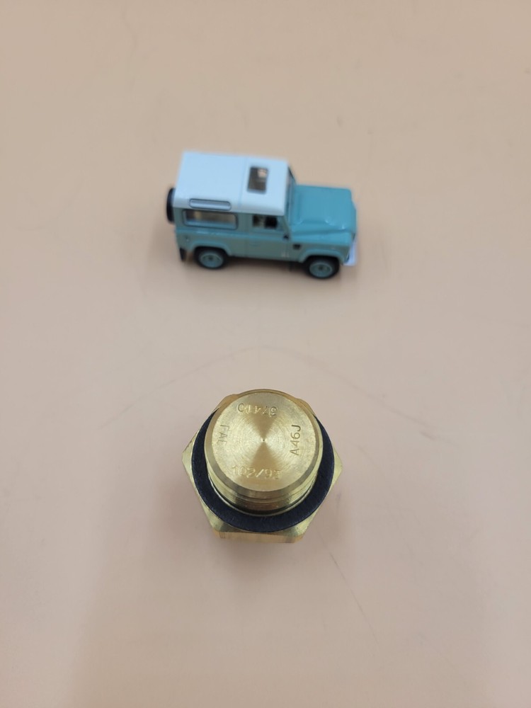 Defender -06/ Discovery I/RR Classic Temperature Sensor Part PRC3505