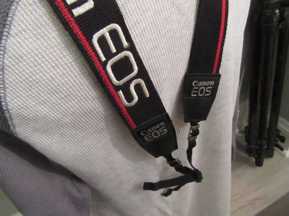 Nice Used Non-Hippie Canon EOS Camera Strap Looks Nice Good Stitching Etc.