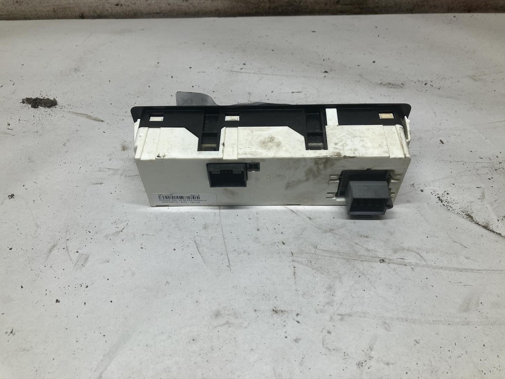 2013-2027 Peterbilt 567 Heater A/C Temperature Controls - Used