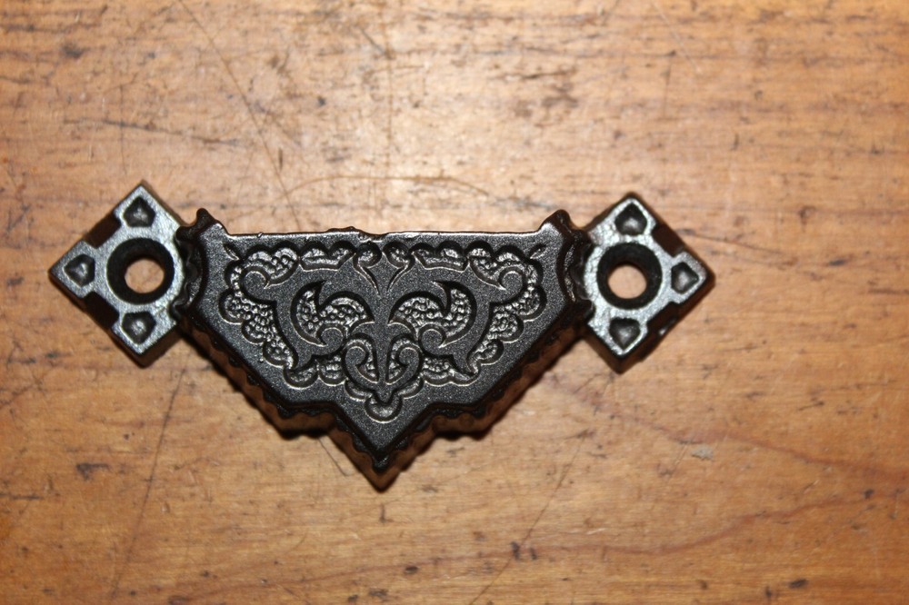 Antique Victorian Cast Iron Detailed Bin Apothecary Cupboard Drawer Pull L-84