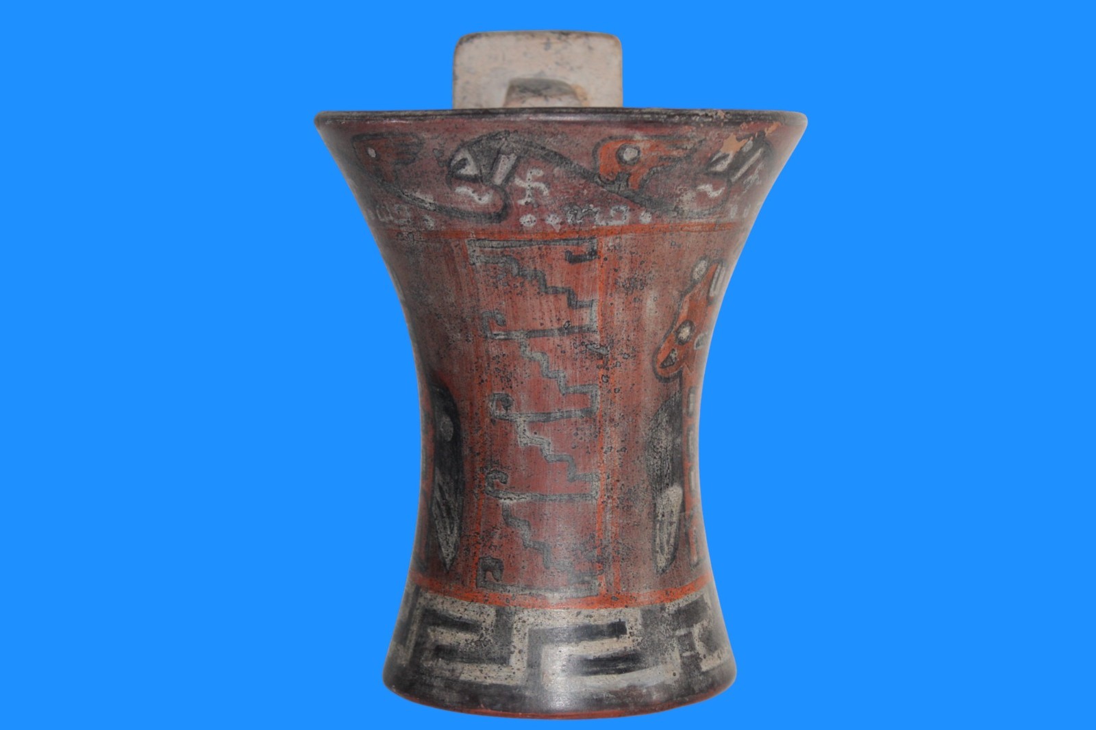 Museum Replica of a Pre Columbian Artifact Peru Big Tiahuanaco Condor Beaker B09