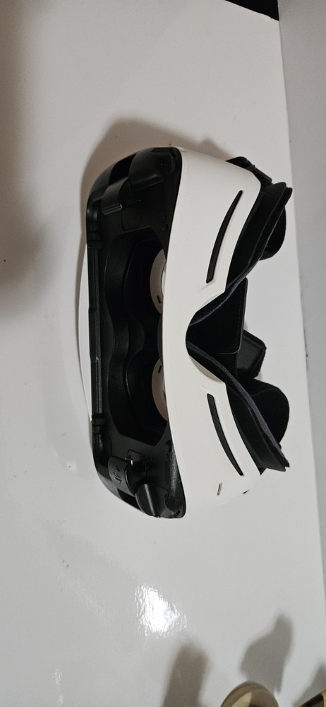 SAMSUNG GEAR VR HEADSET OCULUS SM-R322 MISSING FRONT PLASTIC COVER UNTESTED
