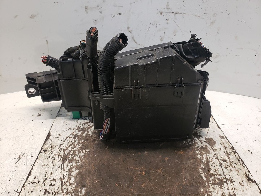 Used Fuse Box Engine fits: 2016 Mazda 6 Grade A