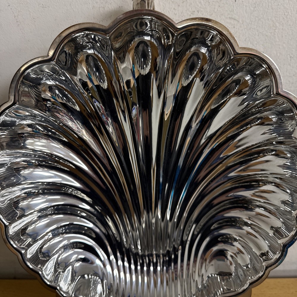 Vtg Sheffield Silver Plated Clam Shell Serving Dish - Scallop - 11” X 11” - LOOK