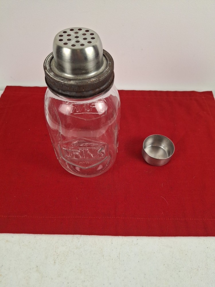 Mason Jar Cocktail Shaker