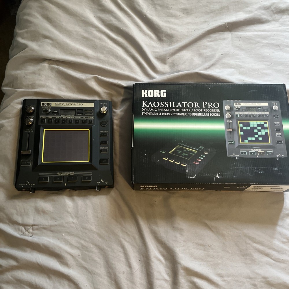 Korg KO-1PRO Kaossilator Pro Dynamic Phrase Synthesizer/Loop Recorder