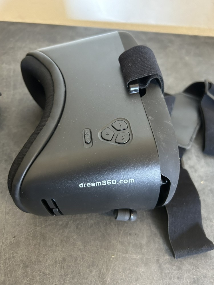Tzumi Dream Vision Virtual Reality Headset