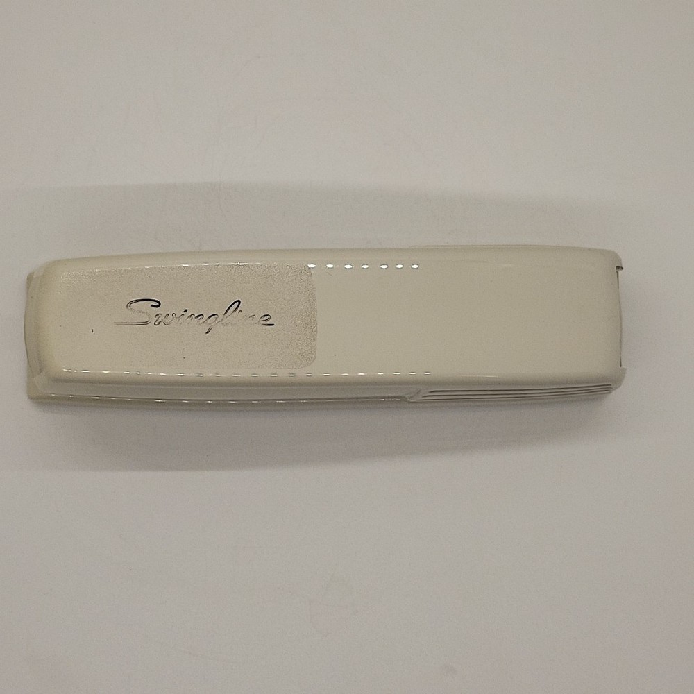 Swingline Model 545 Alabaster Desk Stapler Light Duty Office