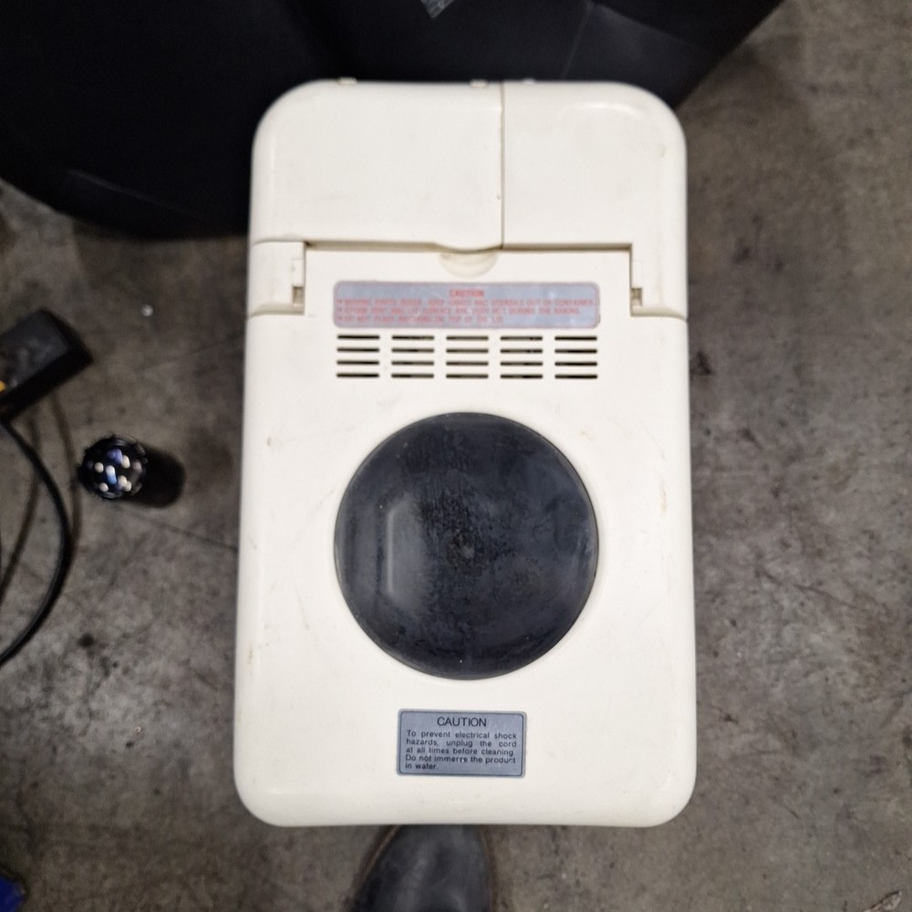 Zojirushi BBCC-S15 Automatic Bread Maker Machine White Tested Working