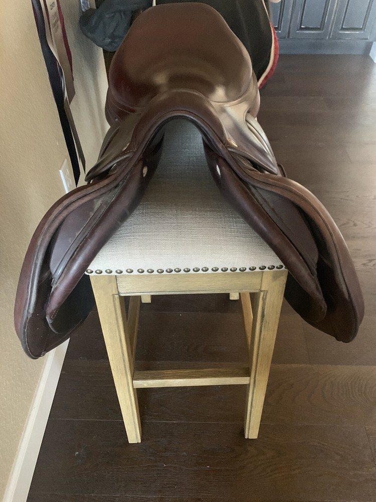 2018 CWD Saddle 17.5 - 3L flaps SE01