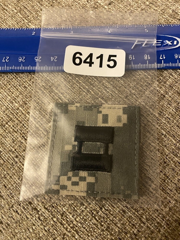 US Army Captain CPT O-3 Rank ACU Hook / Loop Pattern Military Patch INV6415