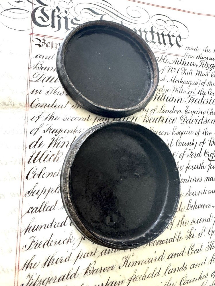 Antique Paper Mache Snuff Box Unique Scene 3”