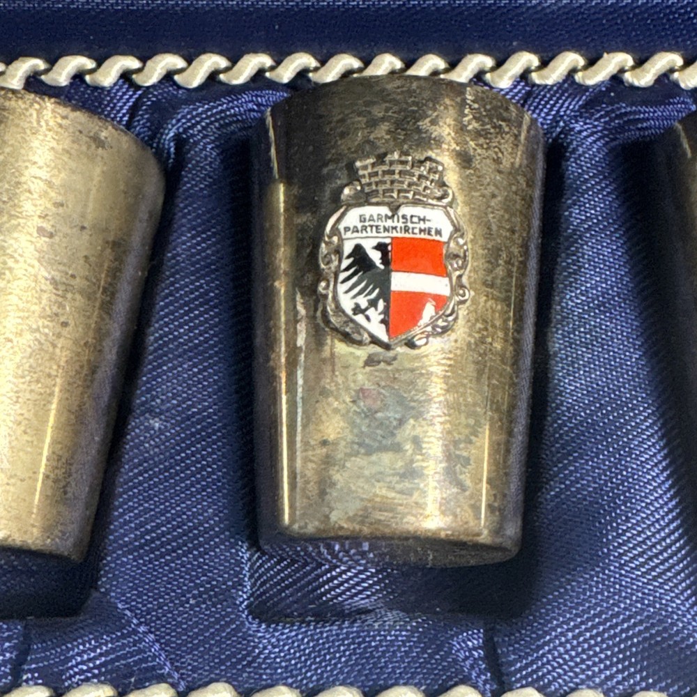 VTG GERMANY SET 8 GERMAN CITY COAT OF ARMS SILVER PLATE SHOT GLASS CUPS W/ CASE