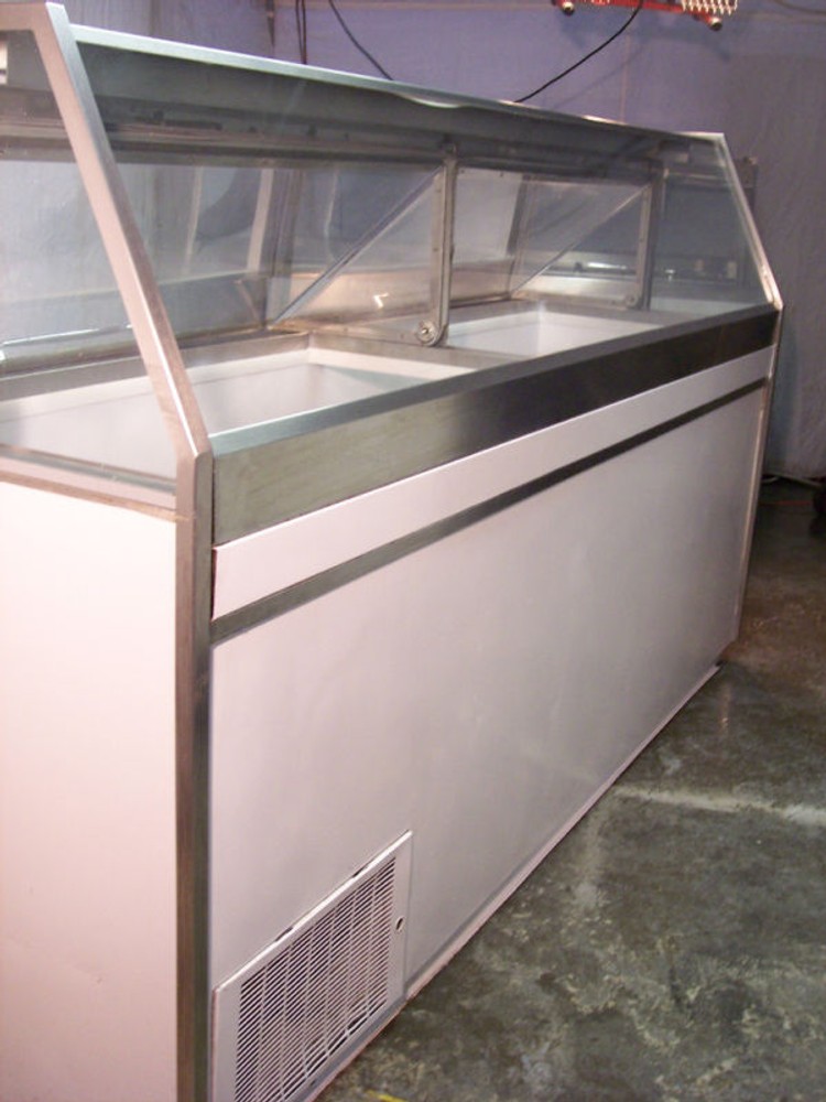Complete Baskin-Robbins Ice Cream Store Equipment Package