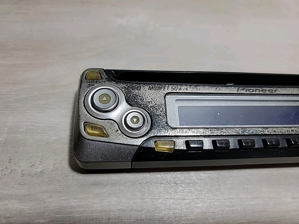 Pioneer DEH-1600 Replacement Faceplate