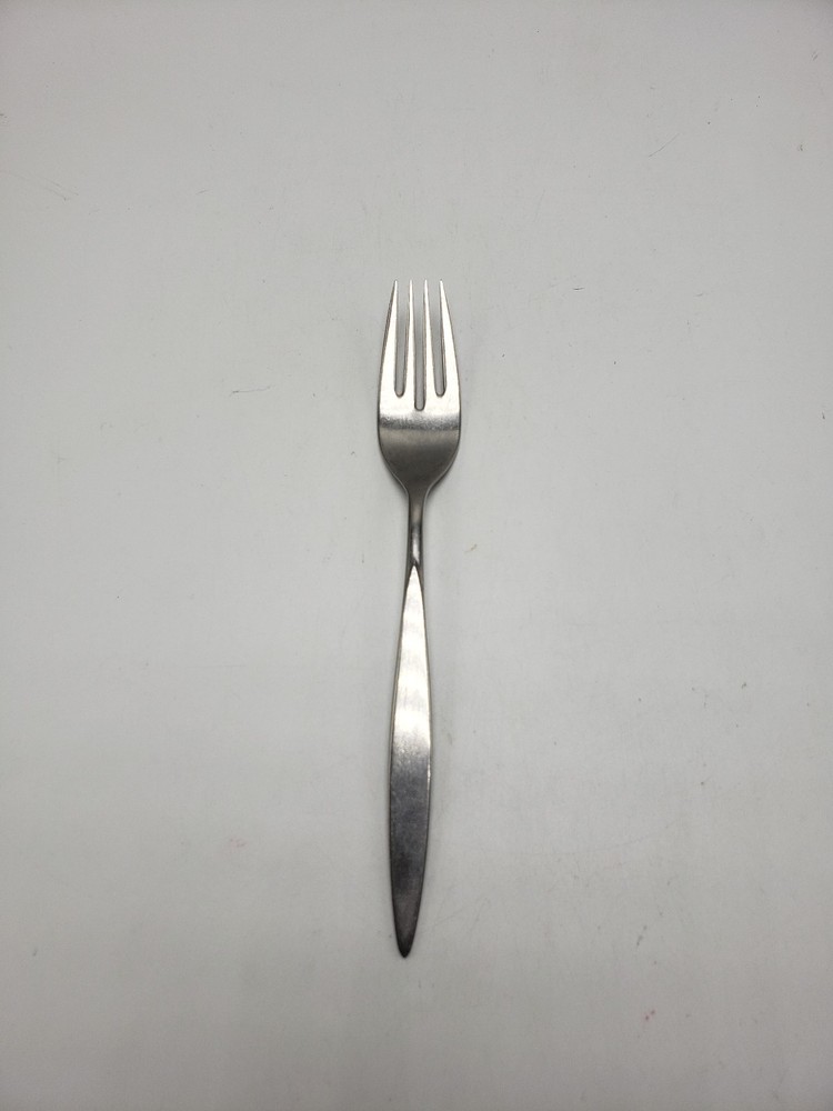 Oneida "Wintersong" Stainless 7 3/8 Inch Fork