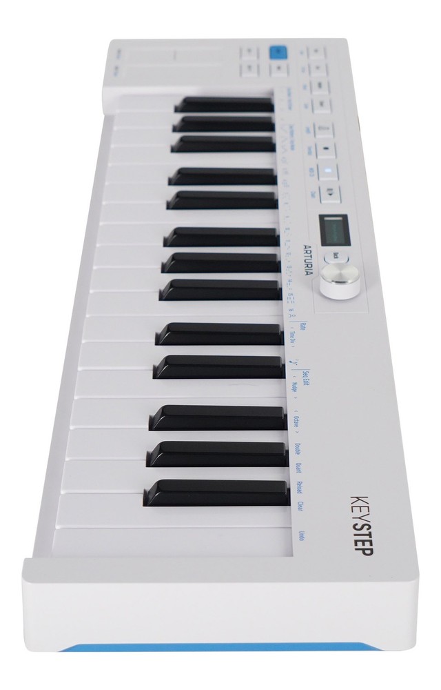 Arturia KEYSTEP MK2 32-Note Slimkey Keyboard Controller/Sequencer+Dual Stand
