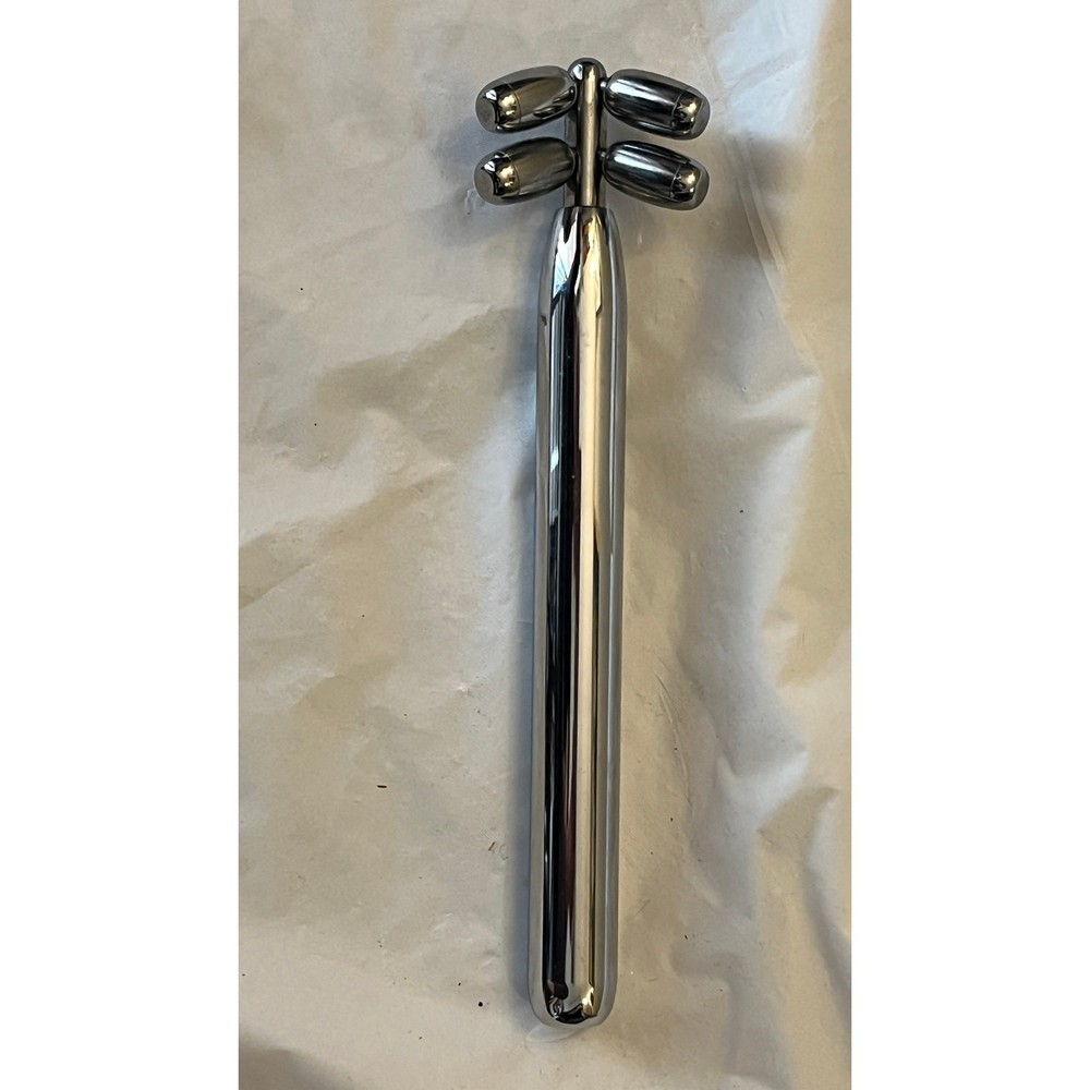 Chantecaille Advanced Bio Lifting + Massage Tool