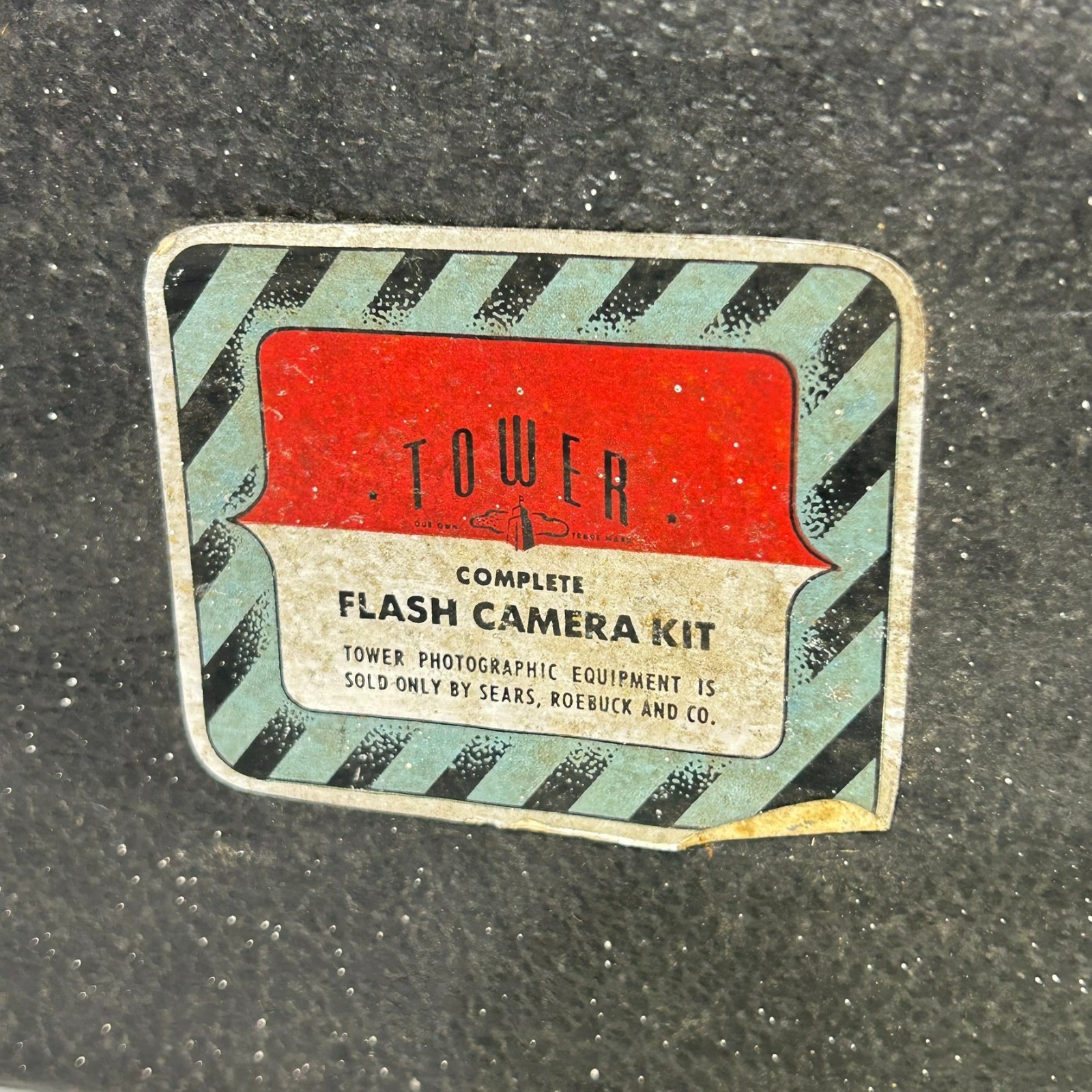 Vintage Tower Complete Flash Film Camera Kit Bulb & Flash Attachment with Case