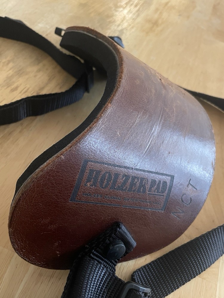 Holzer Handheld Camera Shoulder Pad for Professional Camera Operators