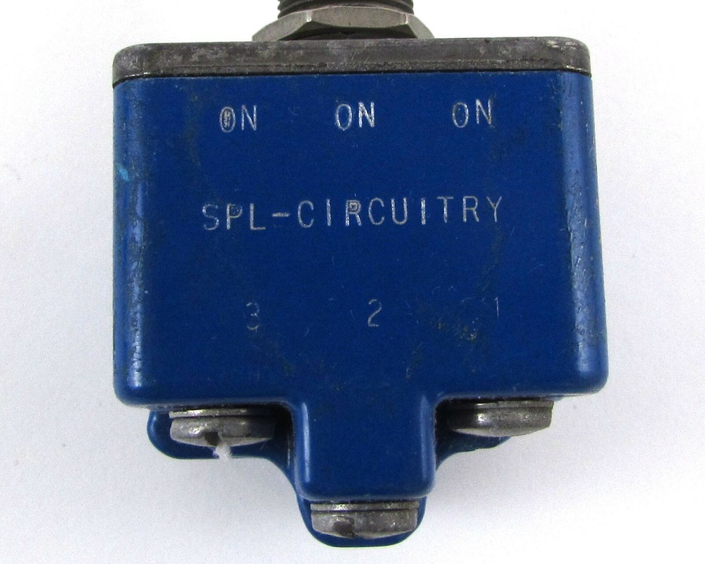 4TL53-12A Toggle Switch Round Actuator