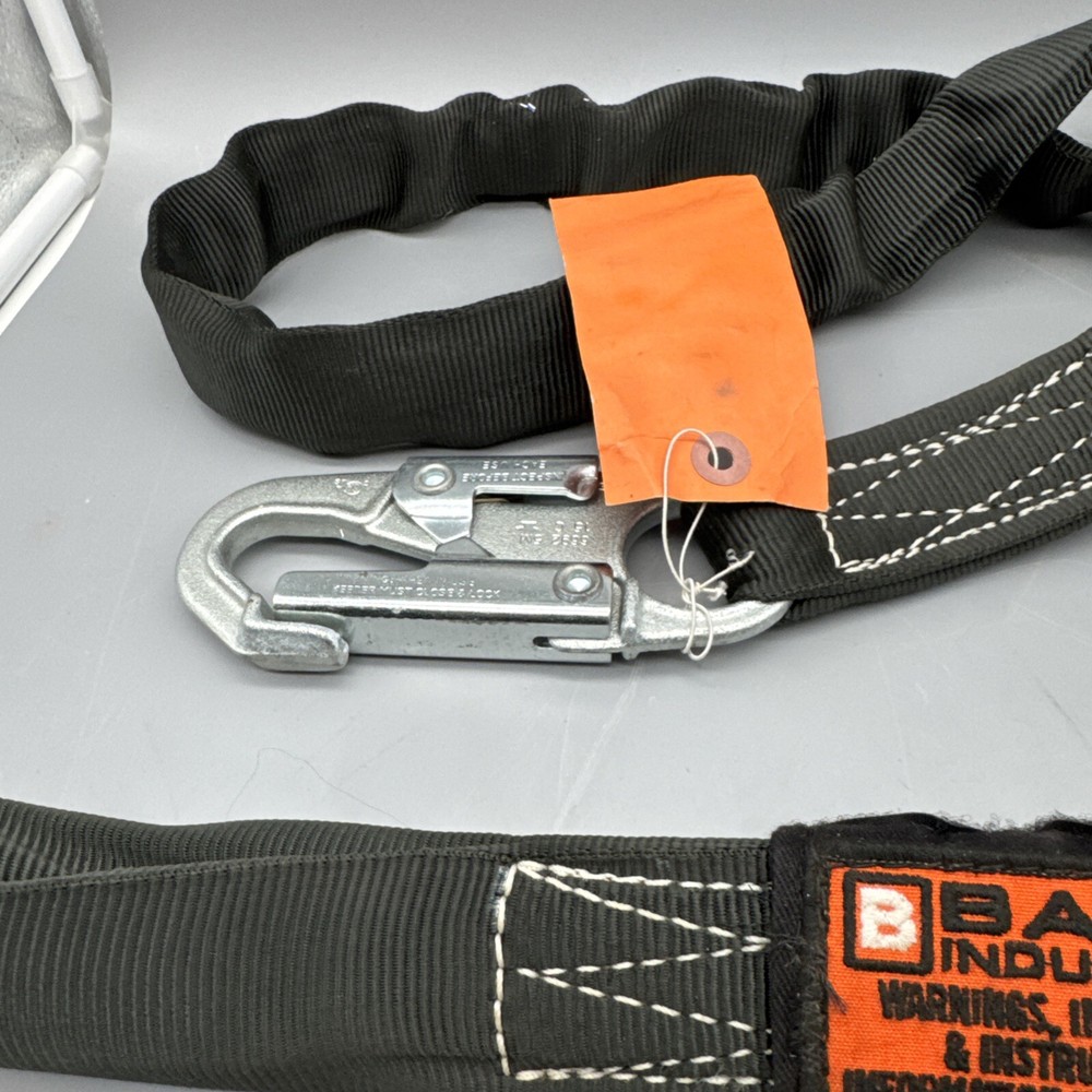 Bashlin Lanyard nylon web w/polyester shock W/ SL6650A snaphook and a loop end