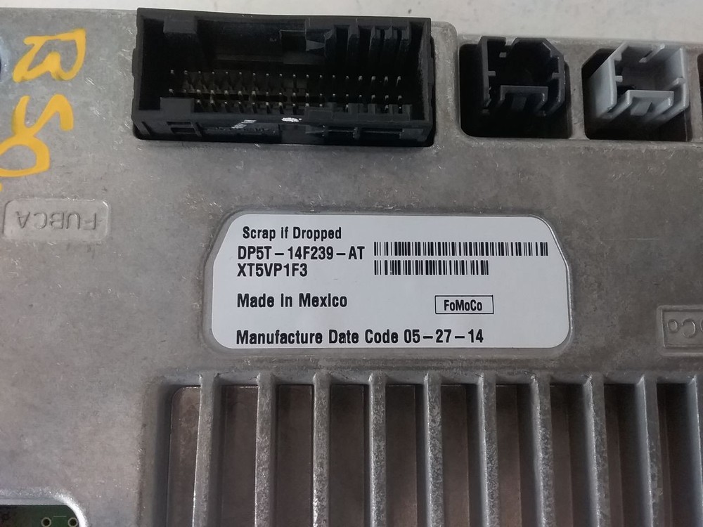 2013-2016 Lincoln MKZ Front Center Dash Screen