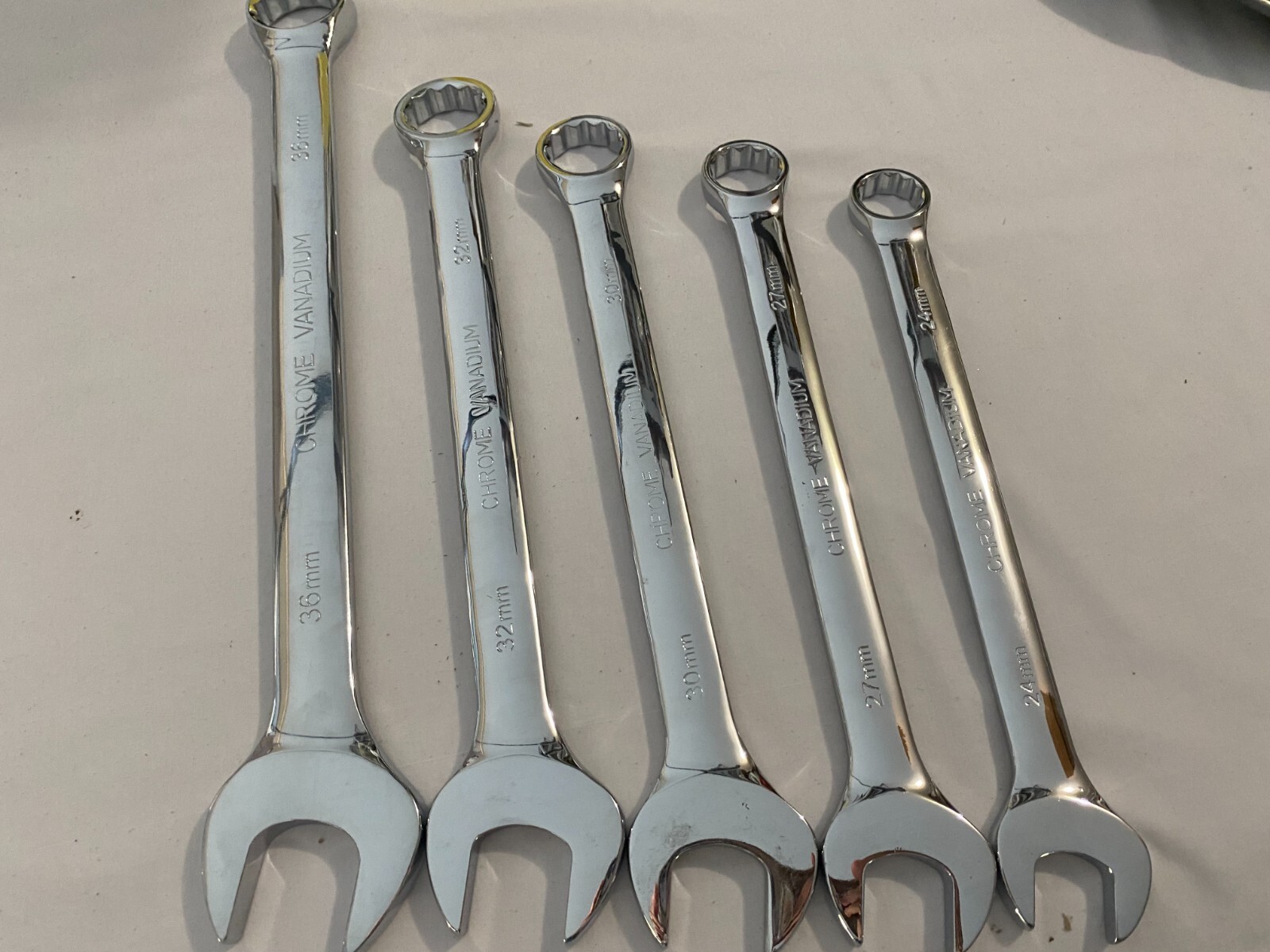 Set of 5 New Combination Wrenches 36, 32, 30, 27 and 24mm. Chrome Vanadium