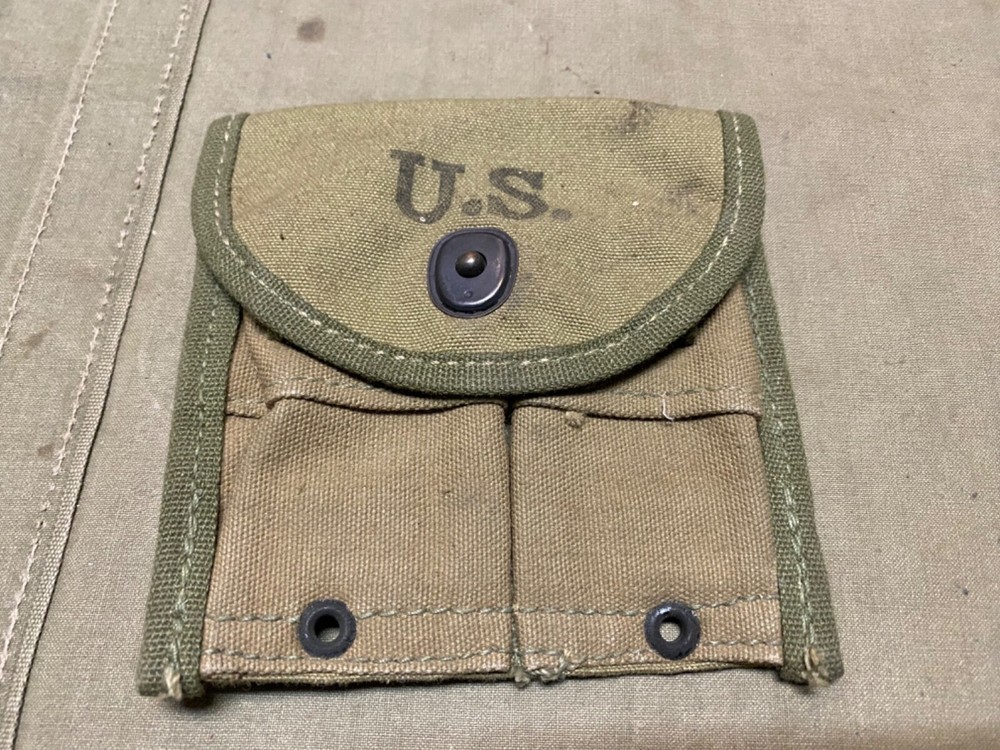 ORIGINAL WWII US ARMY M1 CARBINE RIFLE BELT AMMO POUCH-1944, TRANSITIONAL