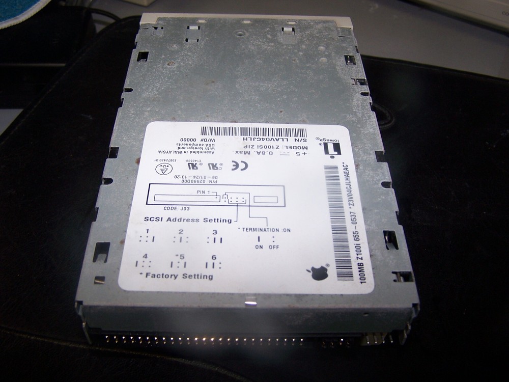 Apple Macintosh ZIP 100 Internal ATAPI IDE Drive Model Z100ATAPI