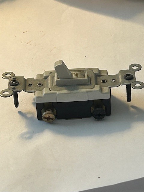 538032 Switch Double Pole