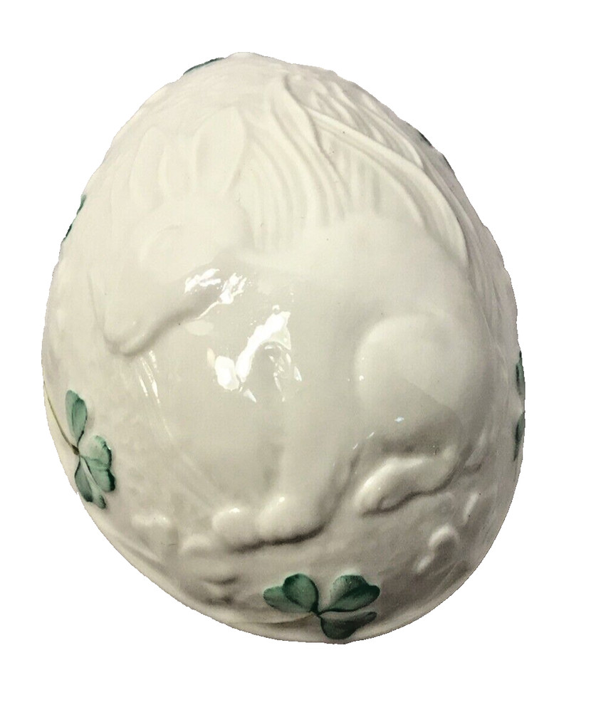 BALEEK "BUNNY" EGG TRINKET BOX - 2193