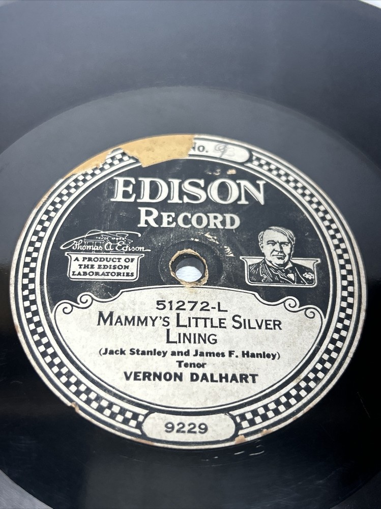 Edison Diamond Disc Phonograph Record, Mammy’s Little Silver Lining,Memory Isle