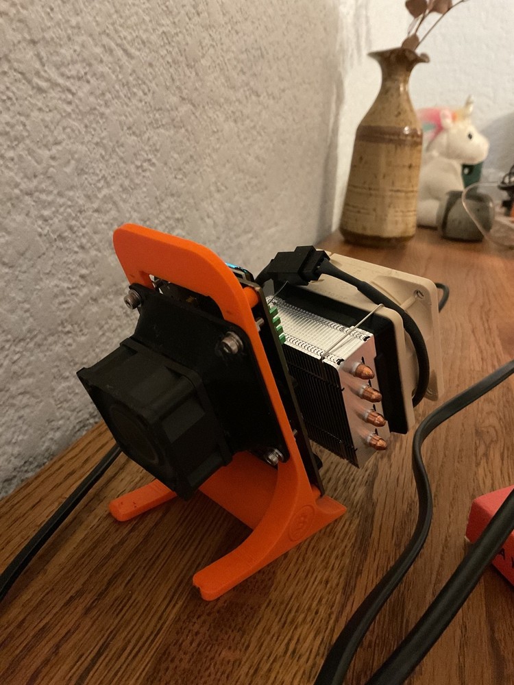 Bitaxe gamma 601 lottery miner, UPGRADED! w/extras!