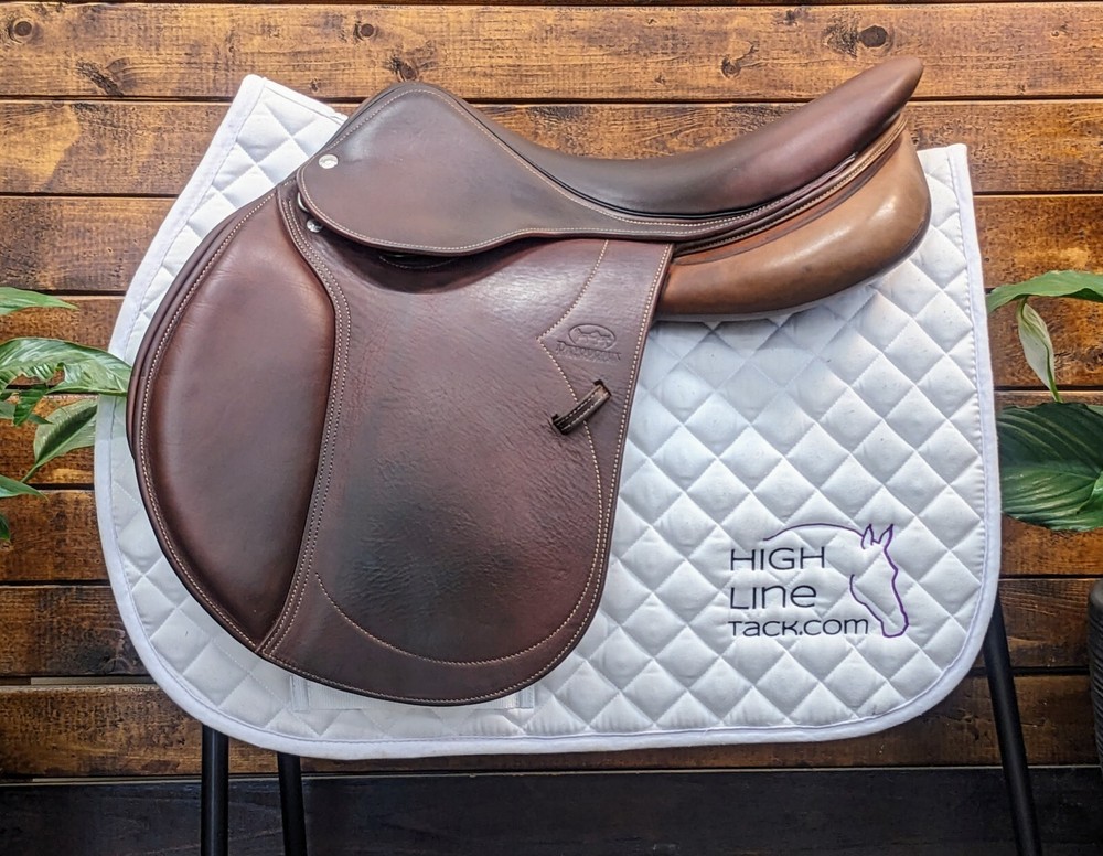 17.5" Devoucoux Socoa 2 (2015) *Full Buffalo Leather*Straight Flaps*