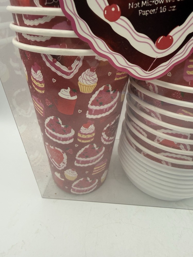 16 disposable paper travel cups