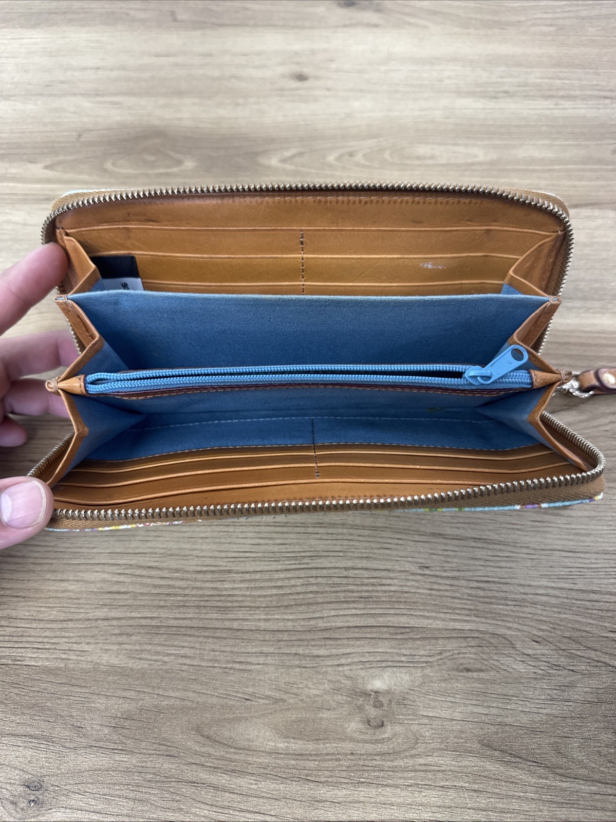 Dooney & Bourke x Disney 2019 It’s A Small World Wallet - Park Exclusive - Rare