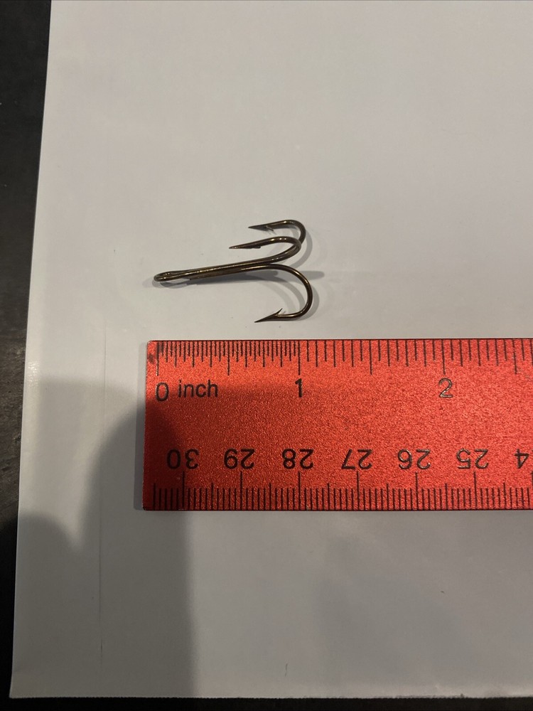 Mustad Size 2 Treble Hook Box Of 25 Hooks