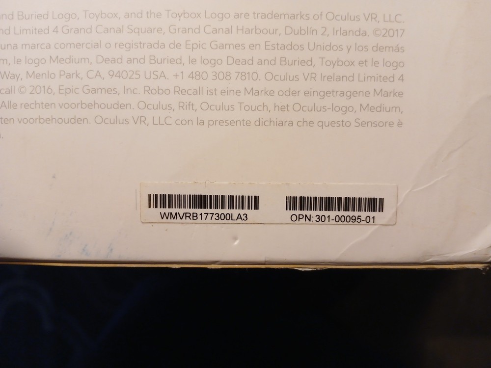 Meta Oculus Rift PC Virtual Reality System - Black (301-00095-01)