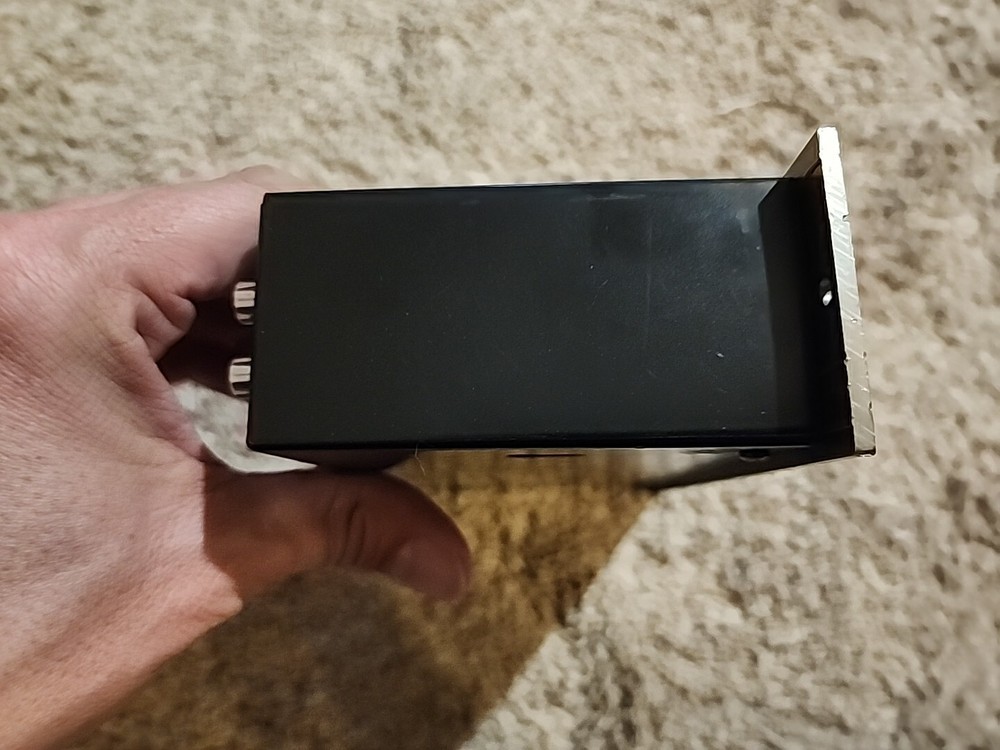 Audio Authority Model 515 Audio-Video Switch System RCA Micro Video Comparator